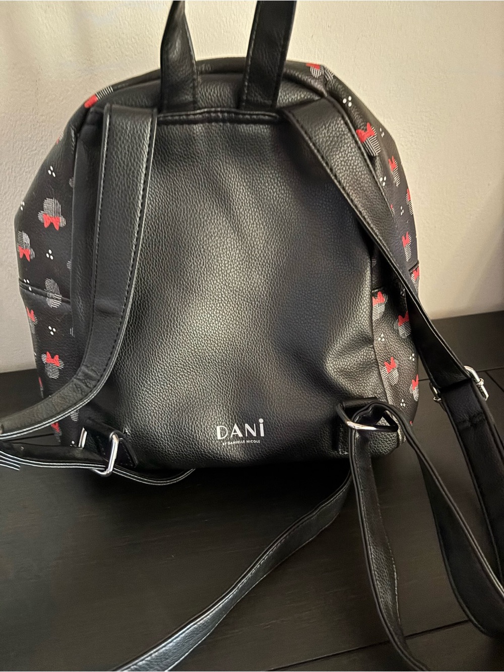 Danielle Nicole Mini backpack (Minnie Mouse)